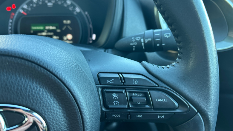 Toyota Aygo X 1.0 VVT-i Edge 5dr Auto Petrol Hatchback